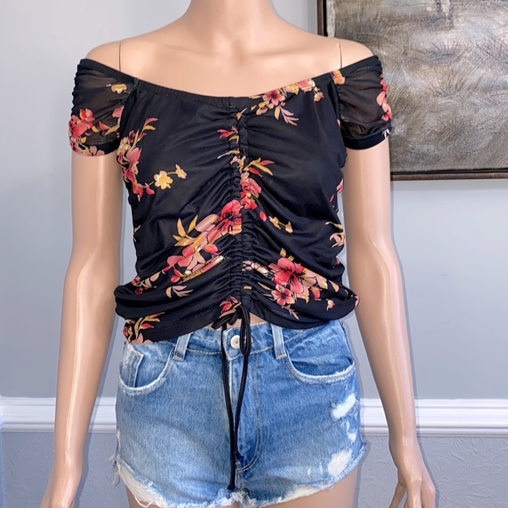 Guess floral off the shoulder top
